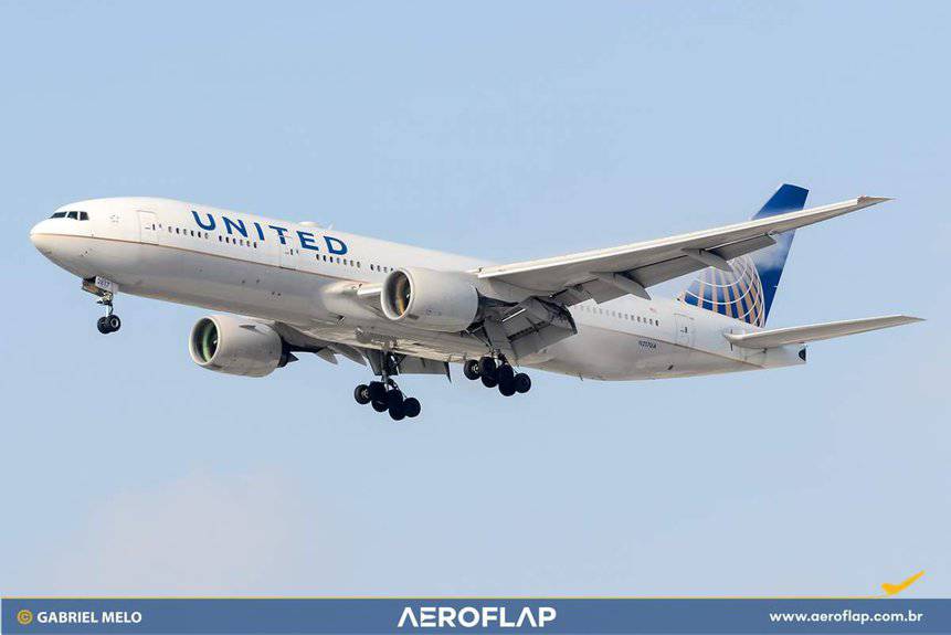 United Airlines Boeing 777 Pratt & Whitney FAA Premium Cabine Brasil Estados Unidos