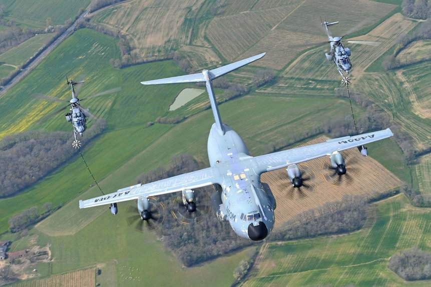 Airbus A400M Helicópteros