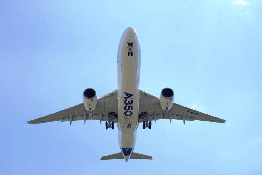 Airbus A350 Primeiro Voo