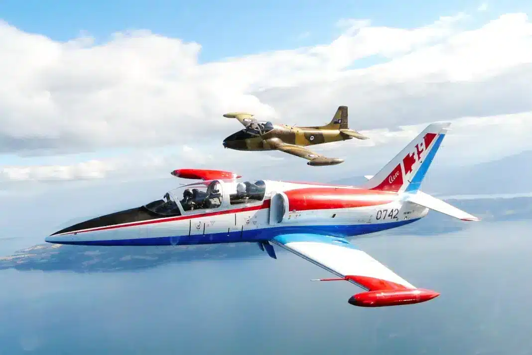 Jatos L-39 e Jet Provost da Top Gun Australia, fundada pelo piloto de caça dos EUA. 