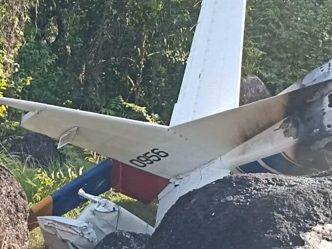 Restos do Cessna 208 Grand Caravan da Força Aérea Venezuelana que caiu neste final de semana. Acidente matou 5 militares.