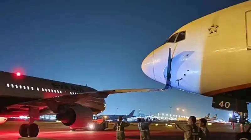 Colisão de dois aviões da EVA Air Airbus A321 Boeing 777
