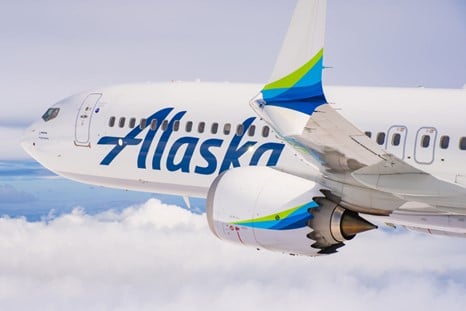 Comissários de bordo da Alaska Airlines podem ter aumento salarial de 32%