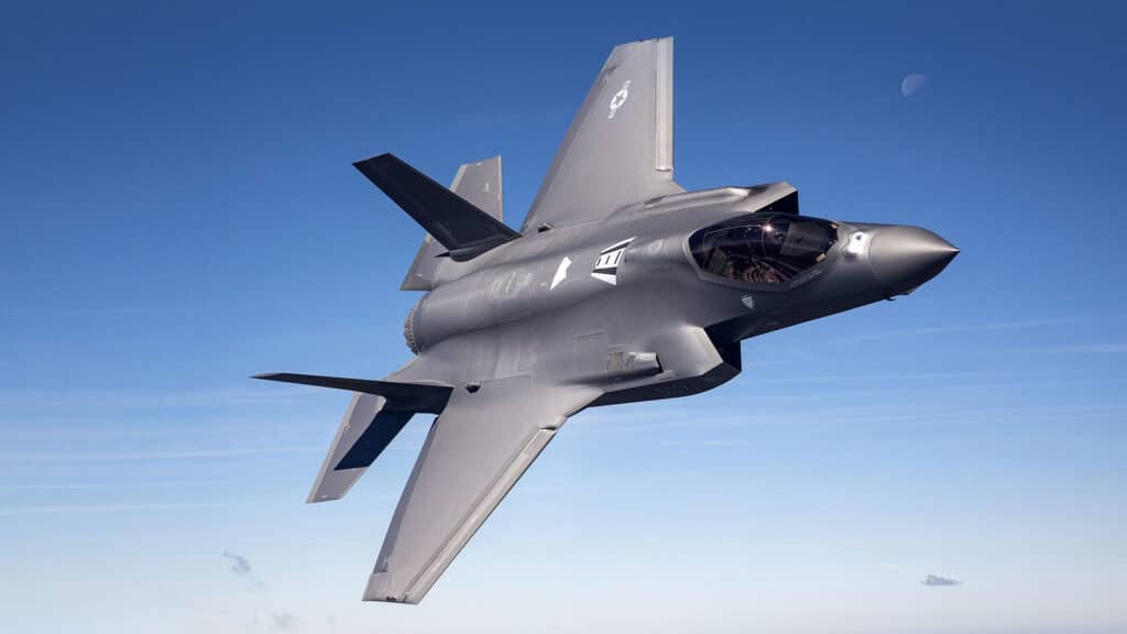 Caça stealth F-35 Lightning II. Romênia deve assinar compra de jatos ainda este ano. Foto: Lockheed Martin.
